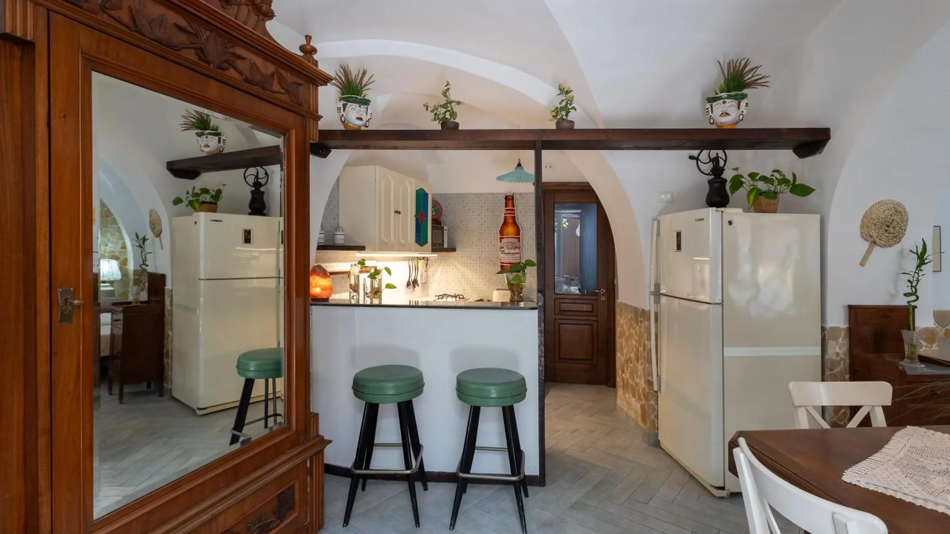 Casa vacanze Villa Cortile San Michele Aeroporto di Catania Fontana Rossa