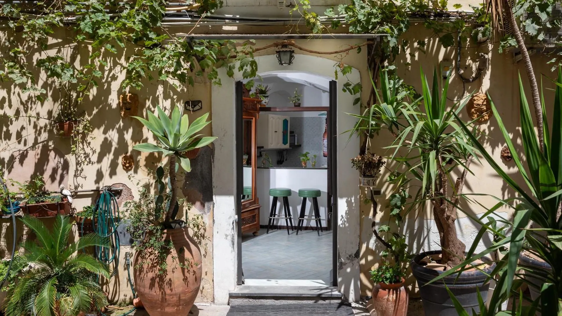 Holiday home Cortile San Michele Villa Catania